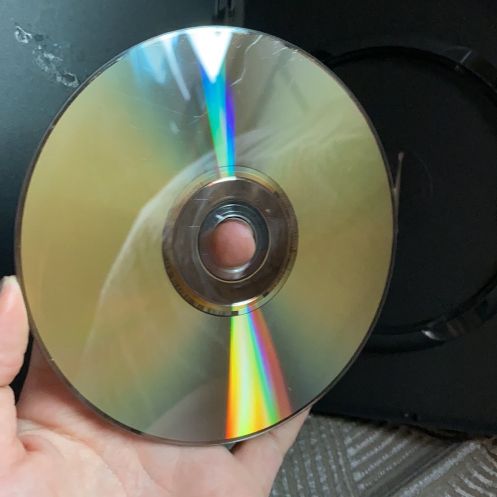 Random DVD Bundle (4 Pack) - Picture 15 of 16